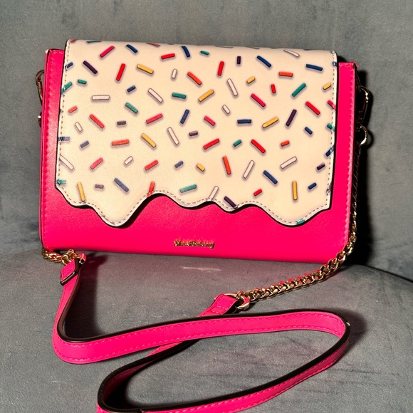 Shoe Bakery Crossbody Bag - Picture 4 of 11